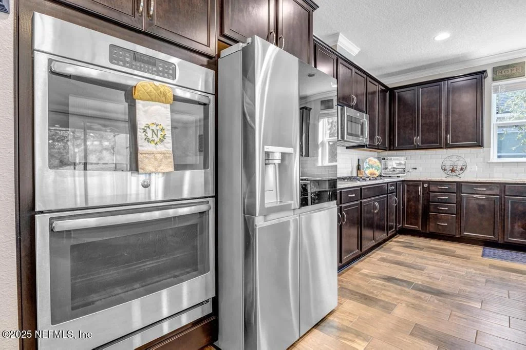 Photo of 139 EVENSHADE Way