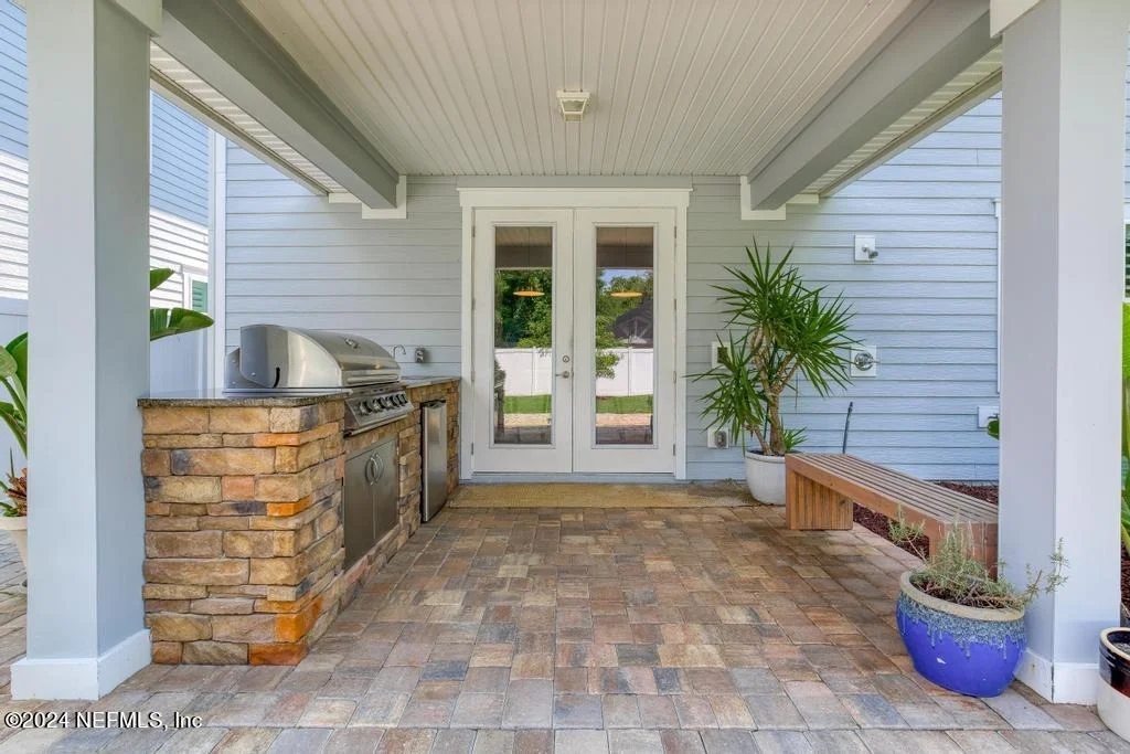 Photo of 4016 SEASIDE Drive E
