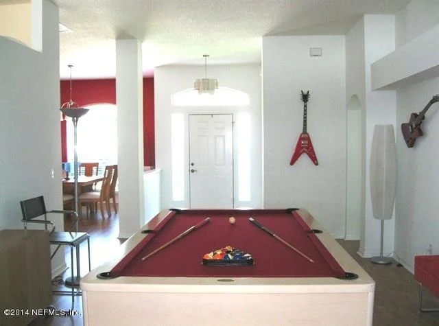 Photo of 212 Bobolink Place