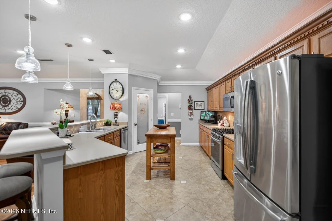 Photo of 4237 RAINTREE Drive