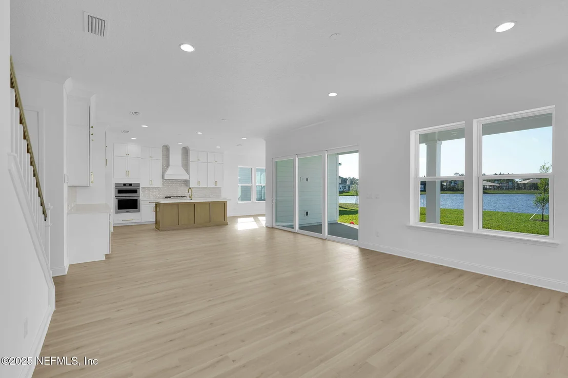 Photo of 93 REFLECTIONS Avenue