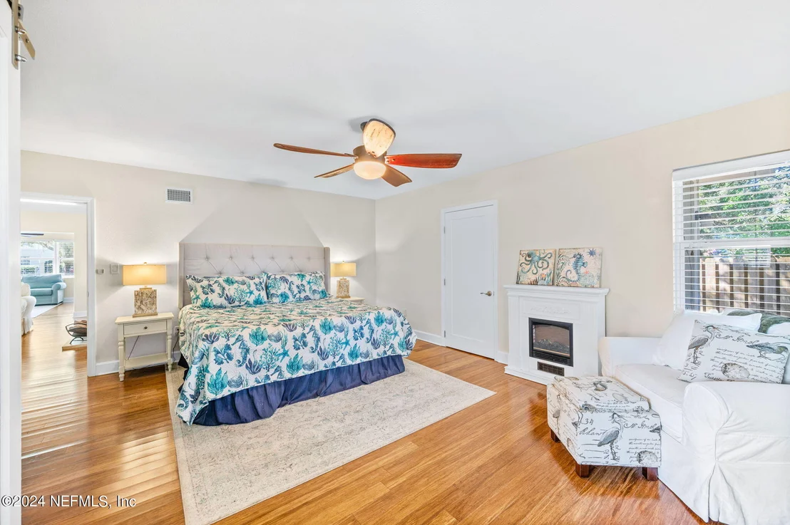 Photo of 6 OGLETHORPE Boulevard