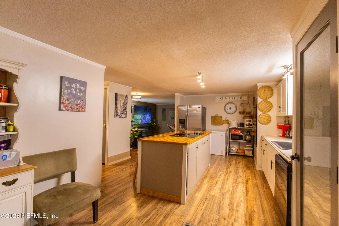 Photo of 239 LYNNE Drive