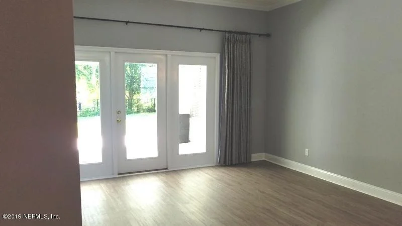 Photo of 1107 EAGLE POINT Drive