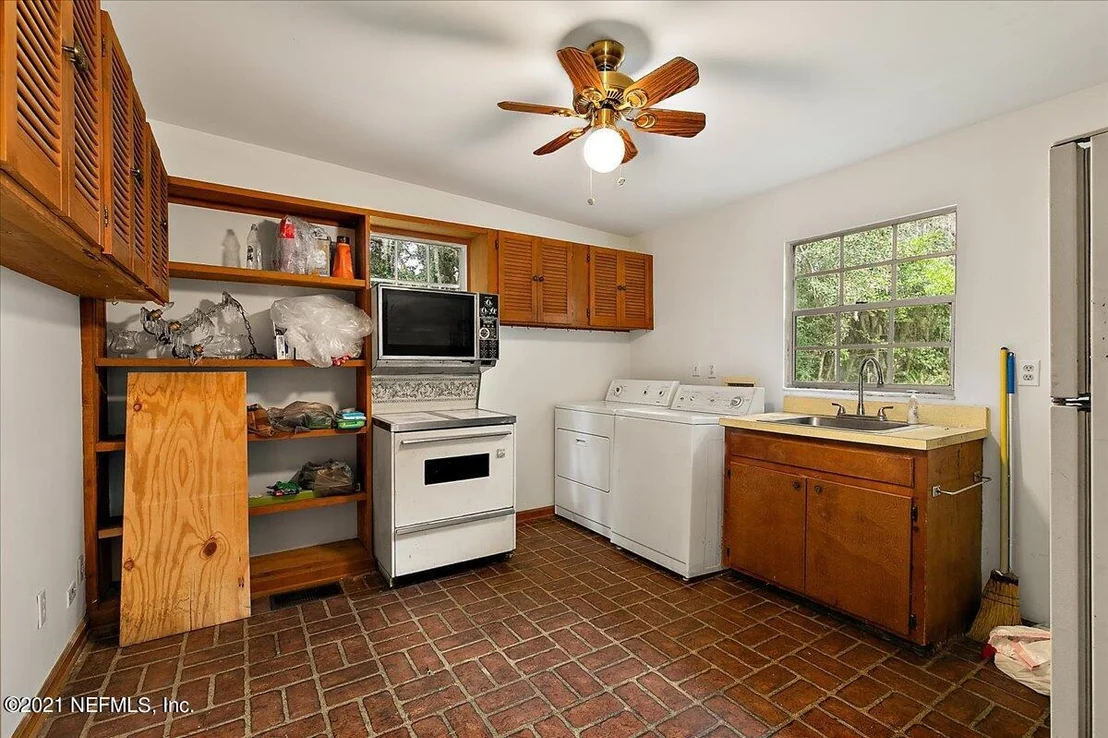 Photo of 8607 SANCHEZ Road