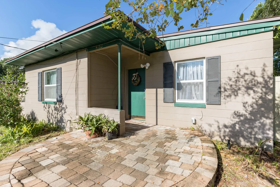 Photo of 4160 RUBY Drive W