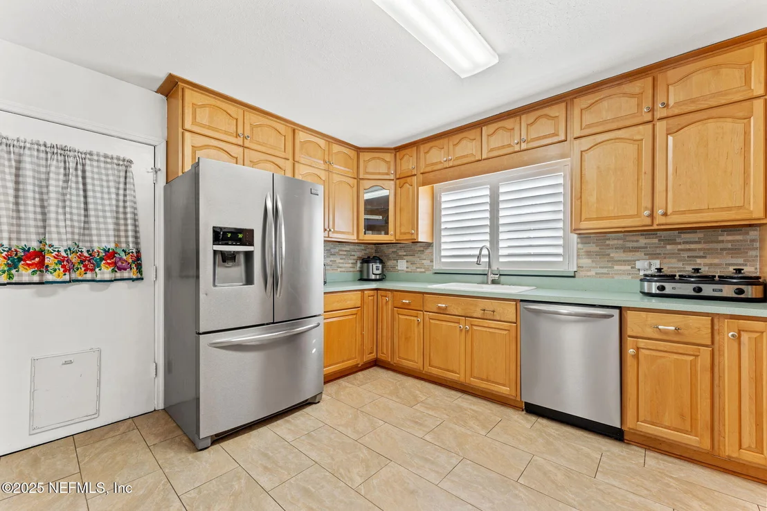 Photo of 8871 MANSON Circle
