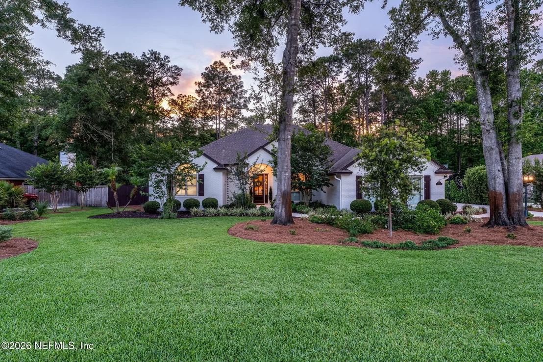 Photo of 1204 CREEK BEND Road