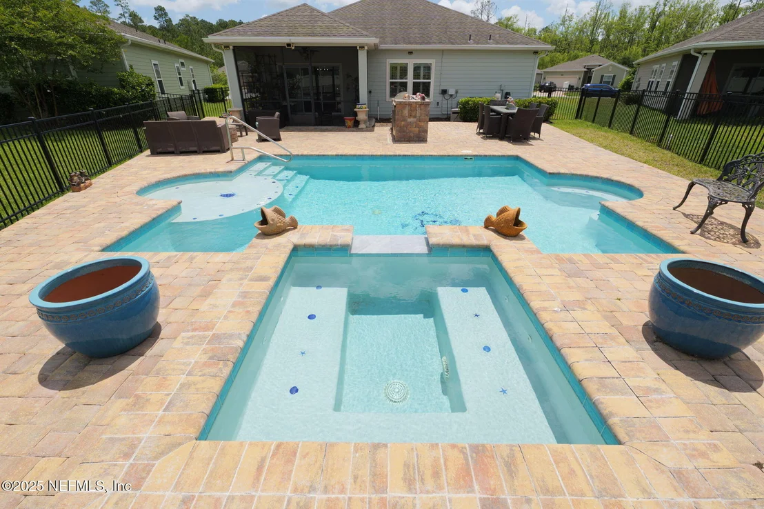 Photo of 124 TINTAMARRE Drive
