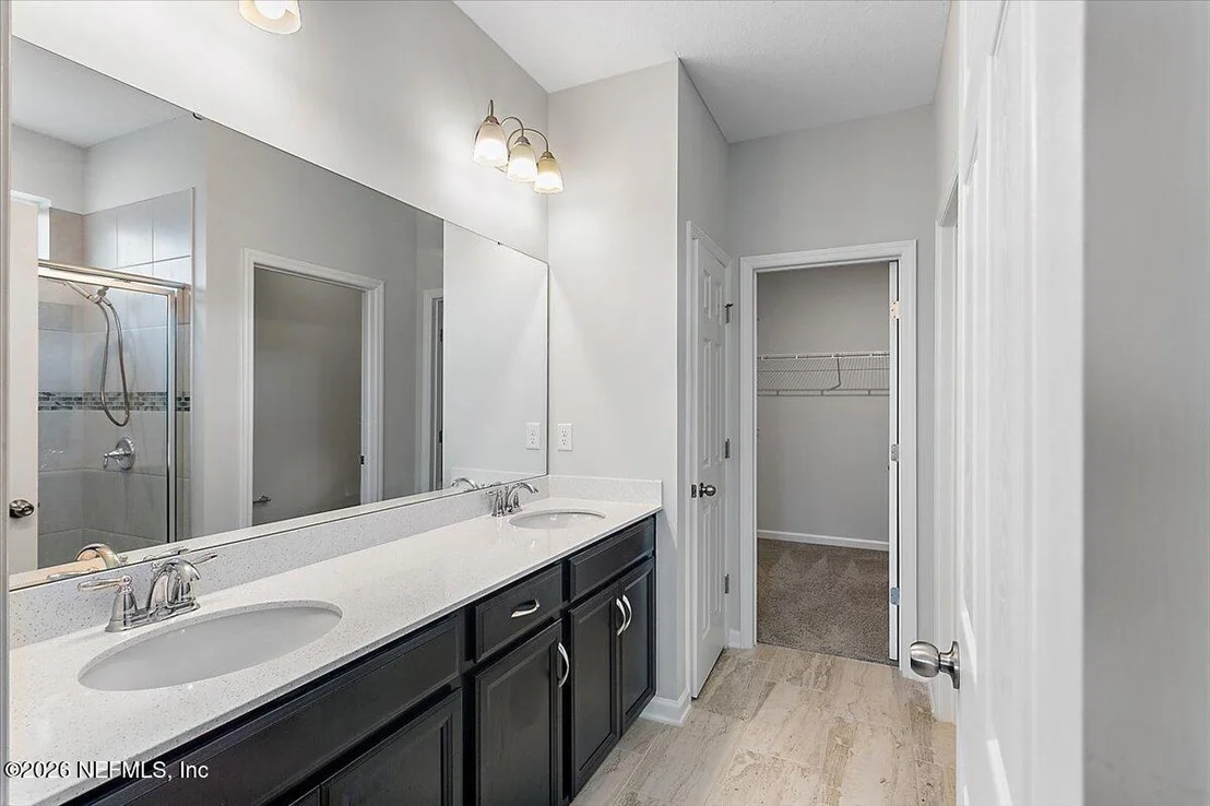 Photo of 184 OAK SHADOW Place