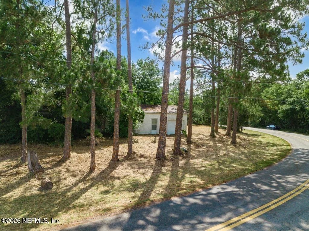Photo of 1404 SHORE Drive