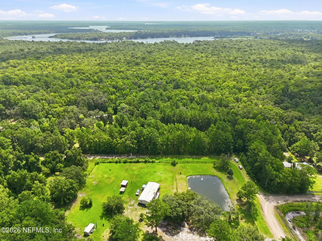 Photo of 143 PINE TREE Road