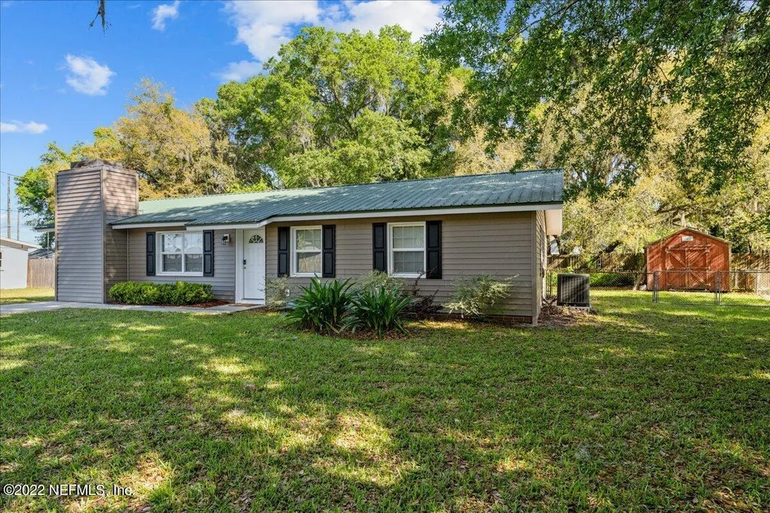 Photo of 102 JACKSON Circle