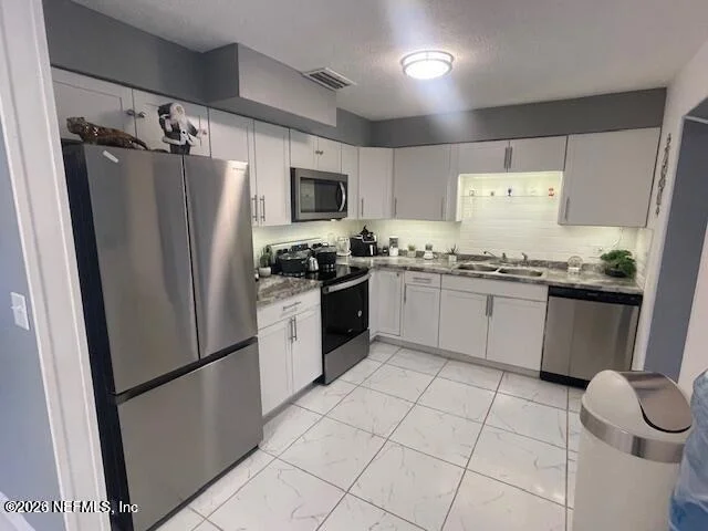 Photo of 4123 PIPER Drive