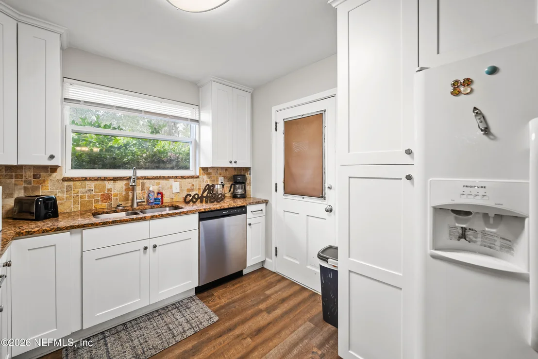 Photo of 4820 AVENT Drive