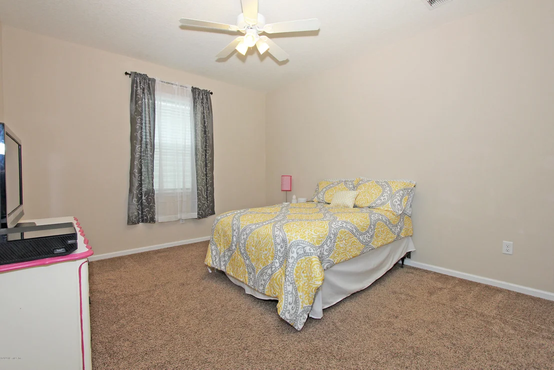 Photo of 399 PALISADE Drive