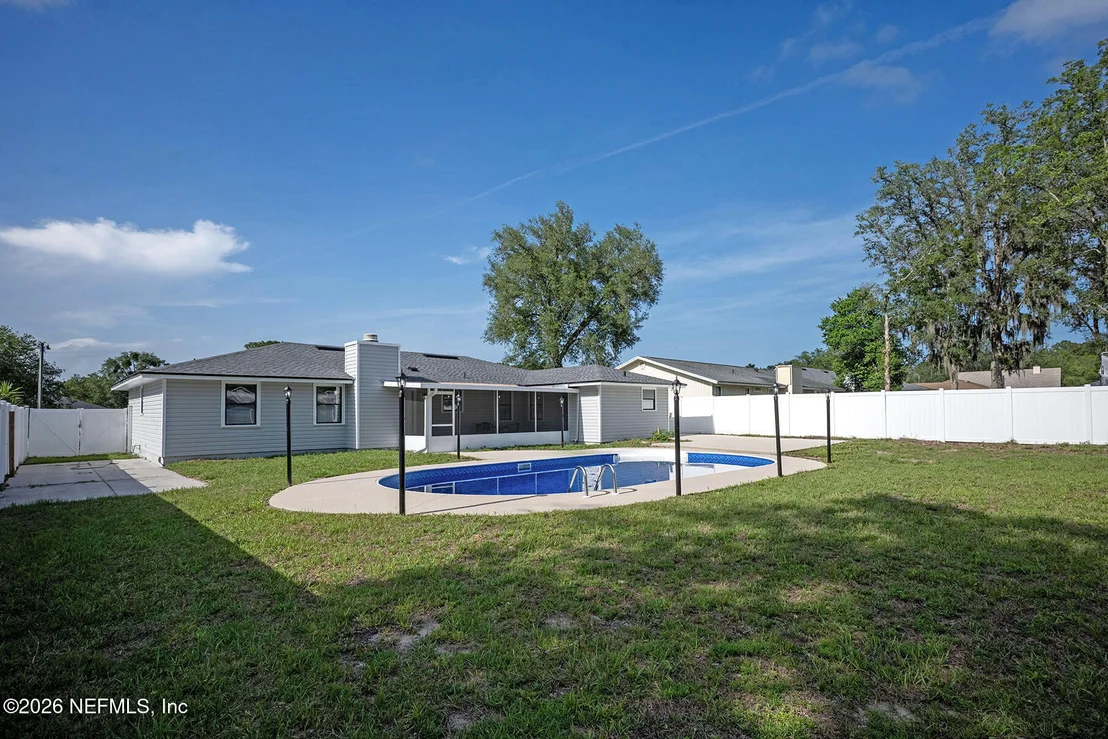 Photo of 3219 SUMMERSET Drive