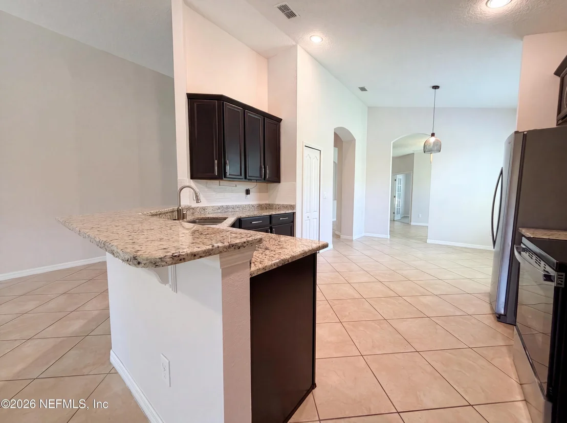 Photo of 790 BATTERSEA Drive