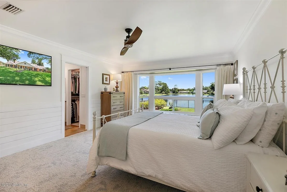 Photo of 8162 PINE LAKE Road