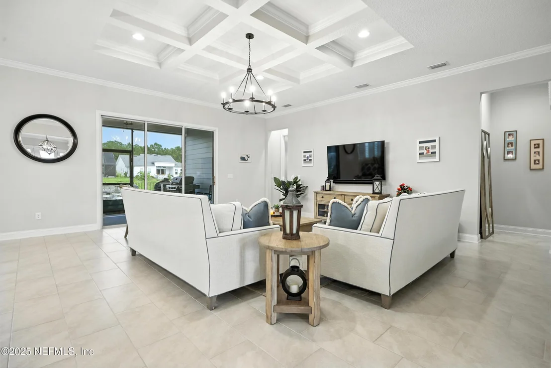 Photo of 141 TARTAN Court
