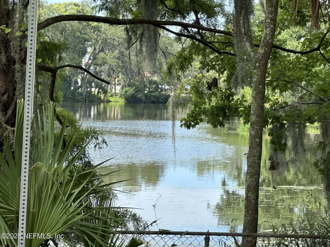 Photo of 6138 TEMPLE Road