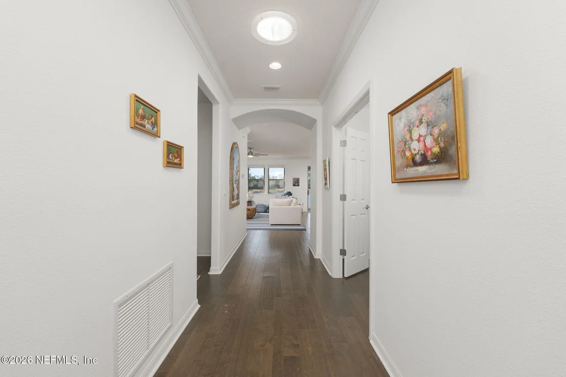 Photo of 552 TREE SIDE Lane