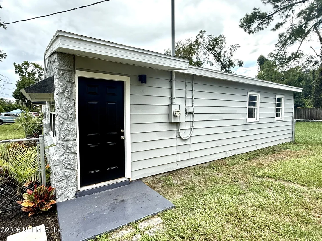Photo of 5514 GREEN FOREST Drive