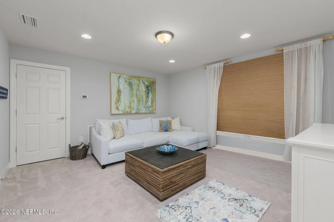Photo of 89 FOREST SPRING Drive