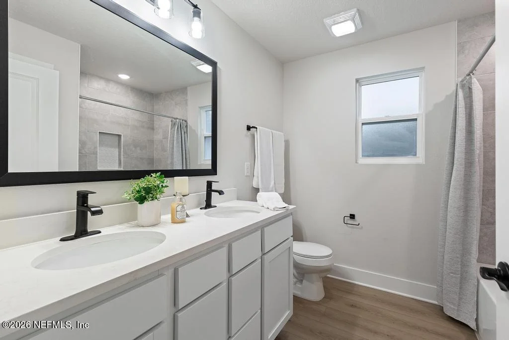 Photo of 8871 HIPPS Road