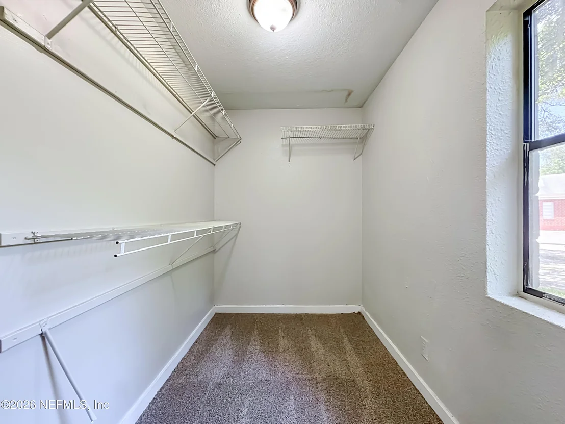 Photo of 3811 SPRING PARK Road