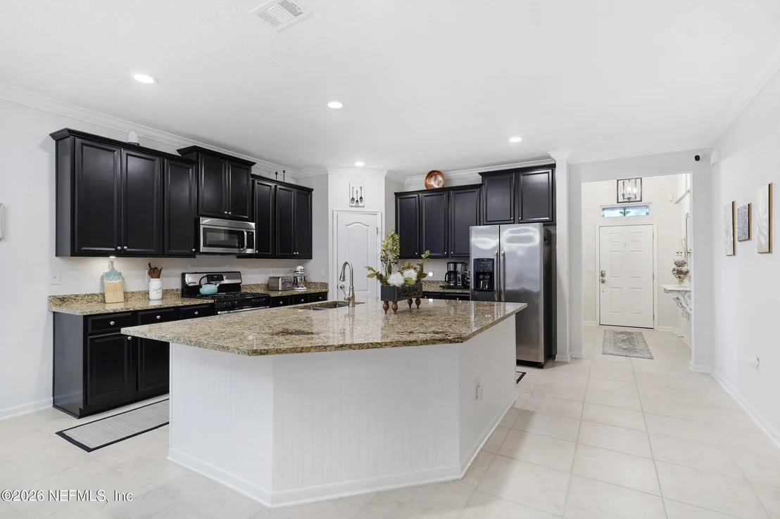 Photo of 45 OTERO Point