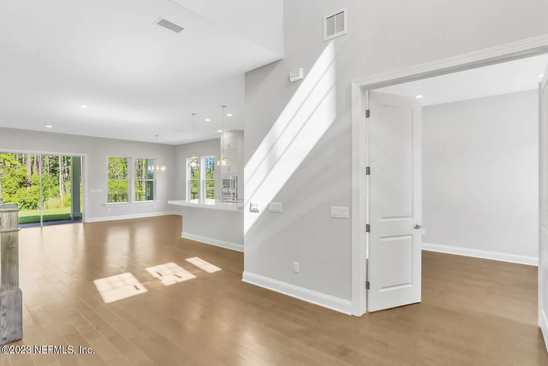Photo of 557 PINE HAVEN Drive