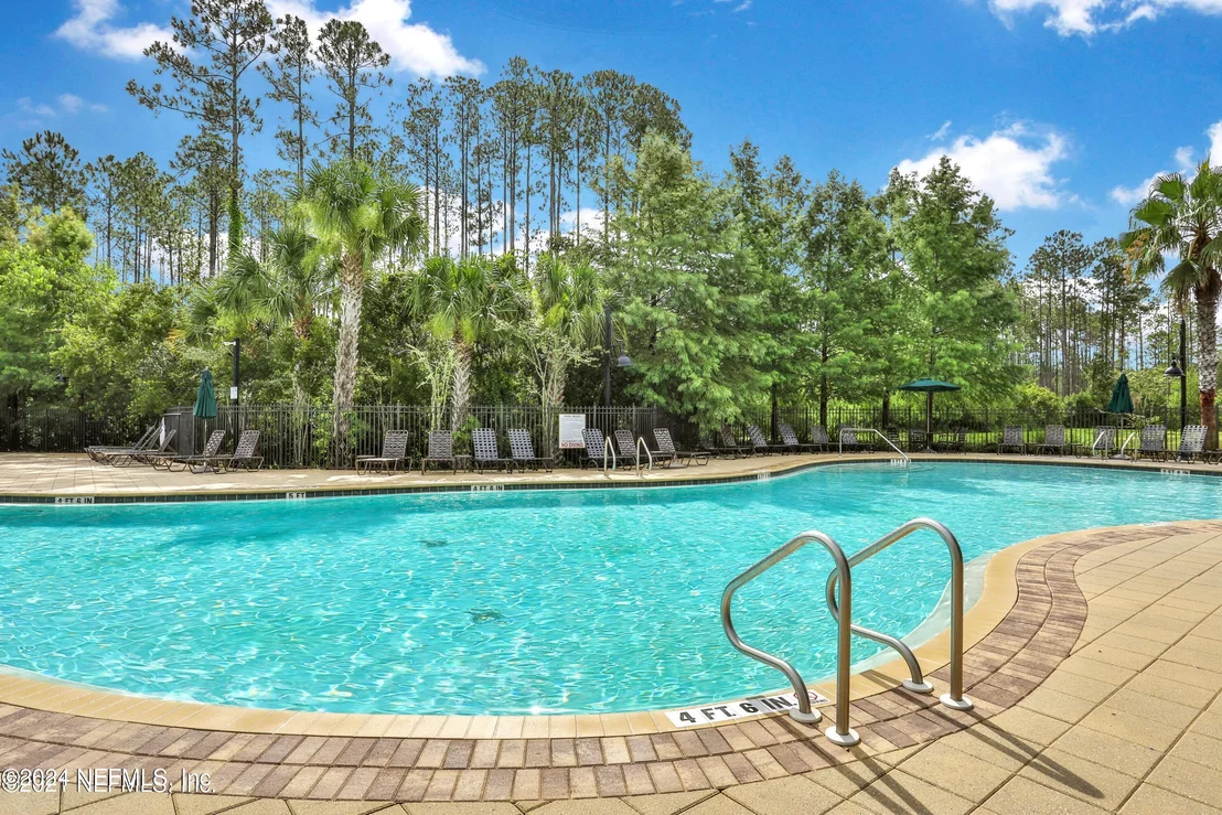 Photo of 1135 SHETLAND Drive