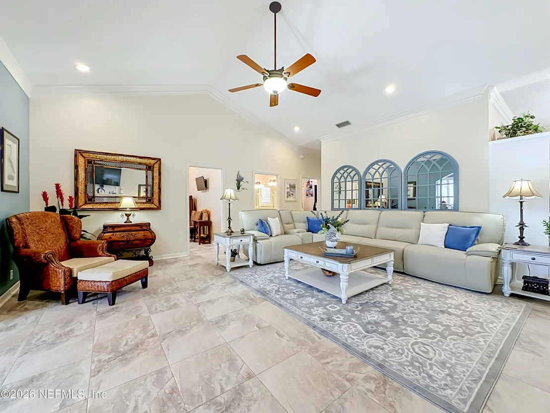 Photo of 129 RIVER Road