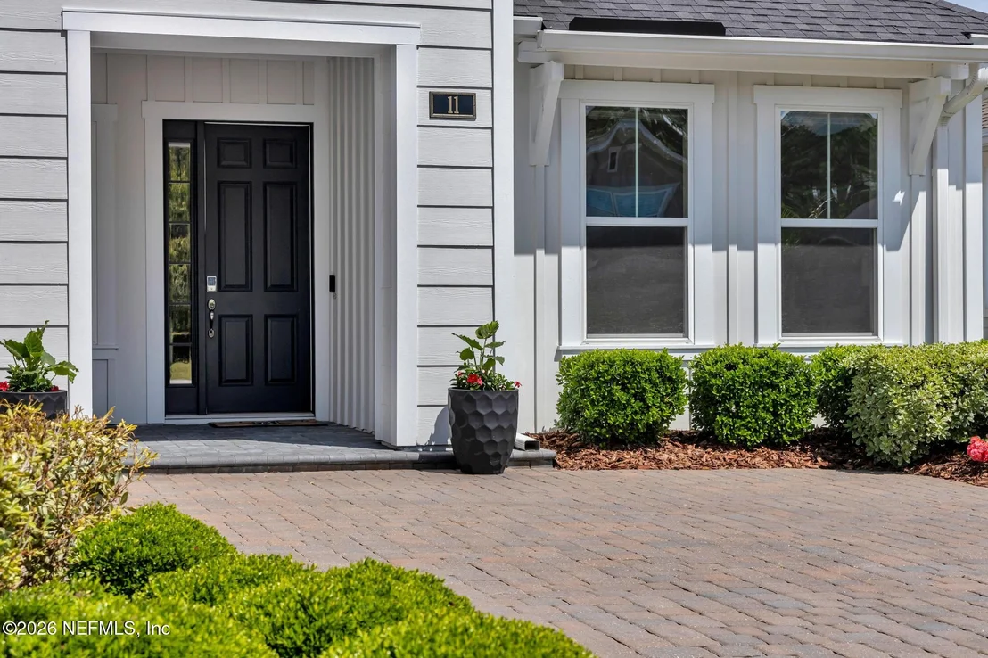 Photo of 11 FORESTVIEW Lane