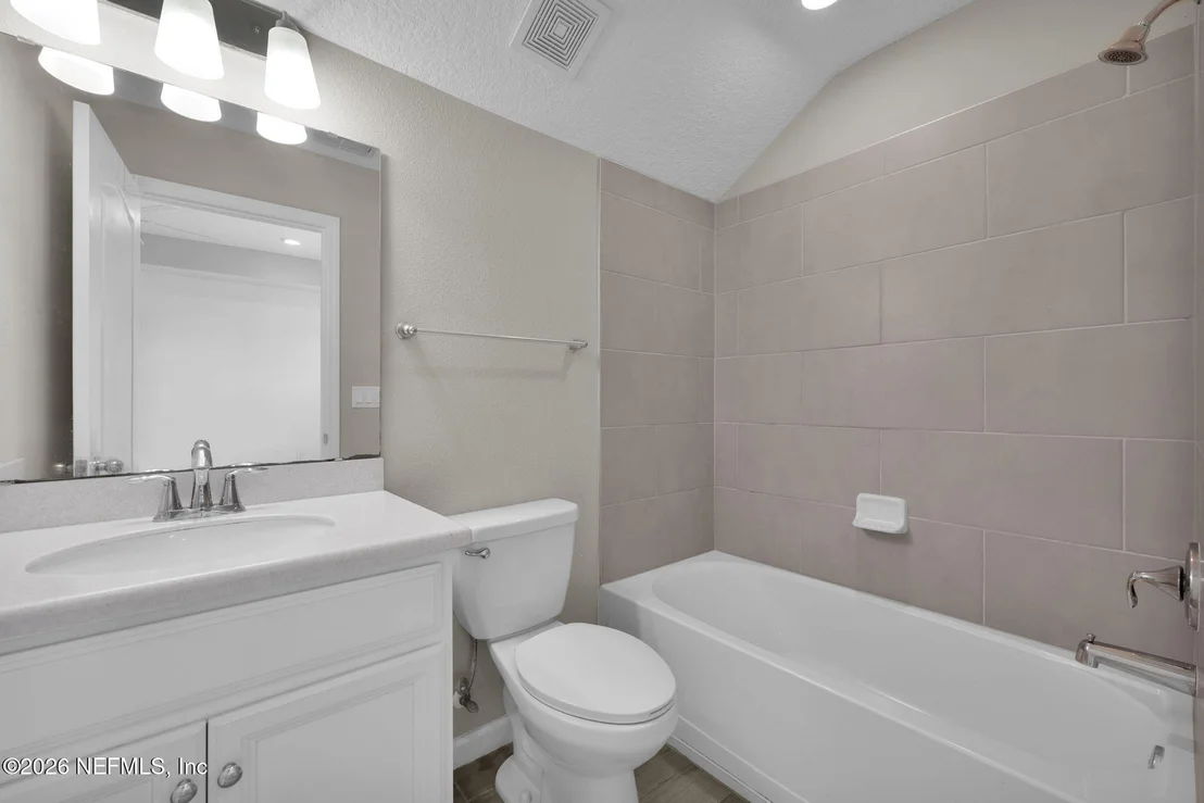 Photo of 3996 ARBOR MILL Circle