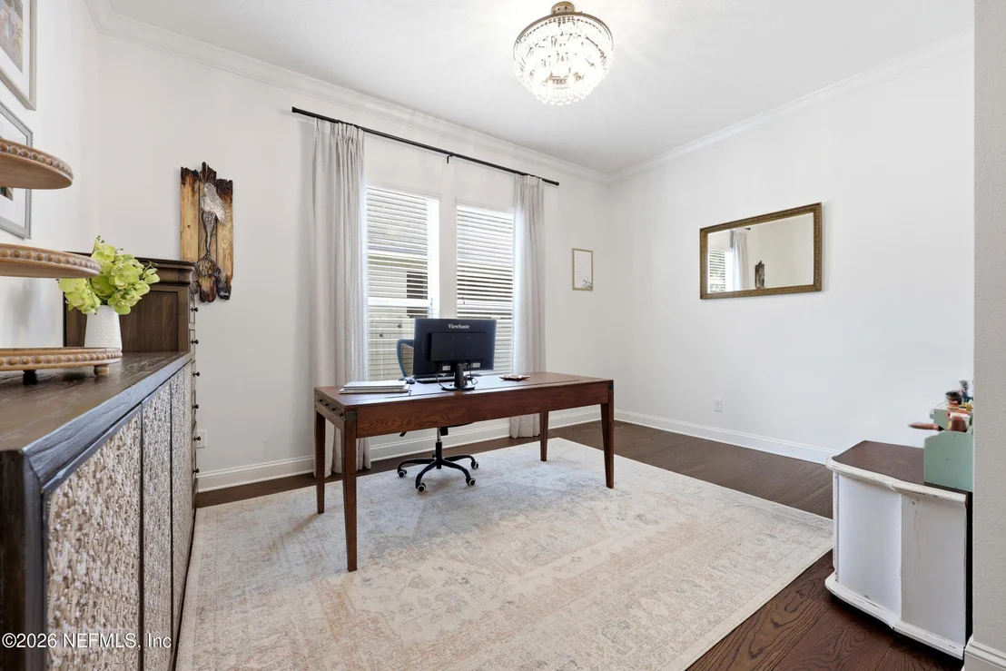 Photo of 383 MEDIO Drive