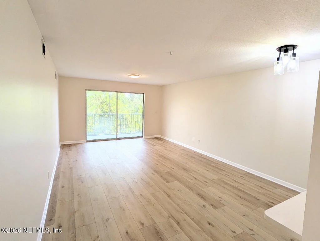 Photo of Unit G at 210 16TH Street