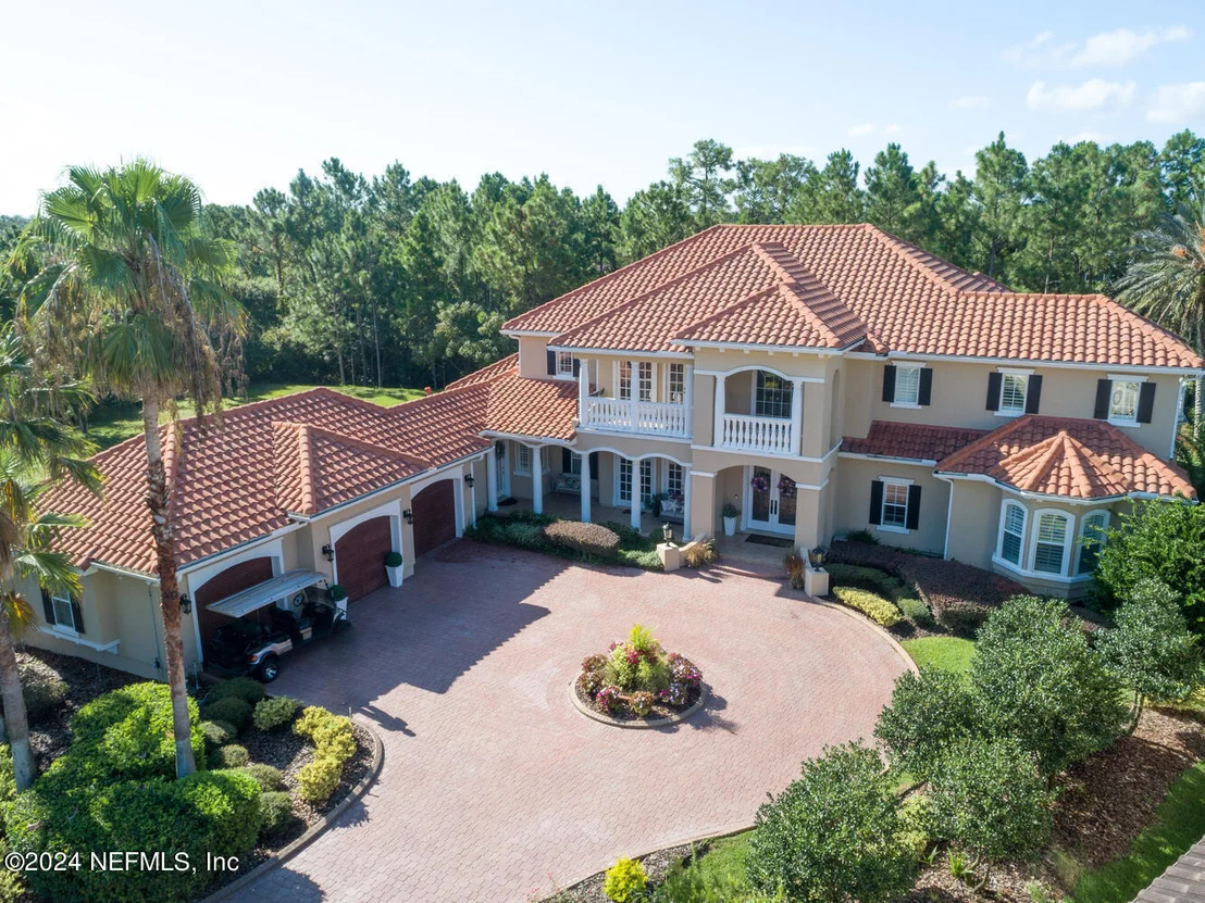Photo of 752 PROMENADE POINTE Drive