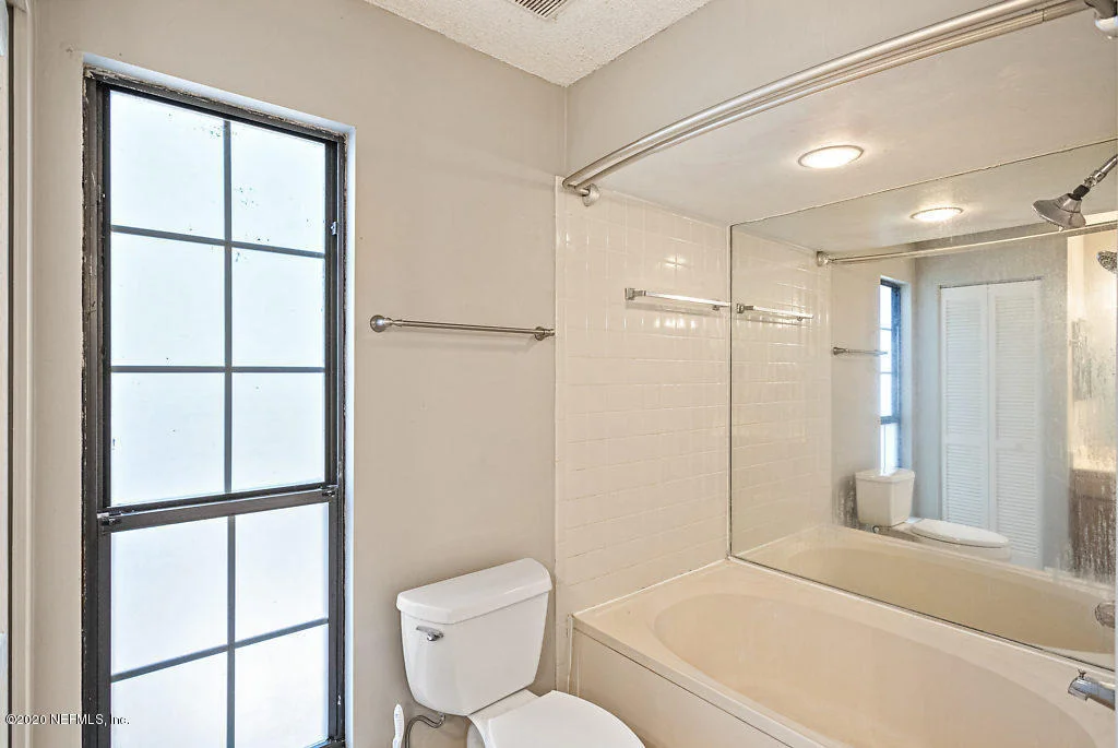 Photo of 4866 TRUMBULL Place