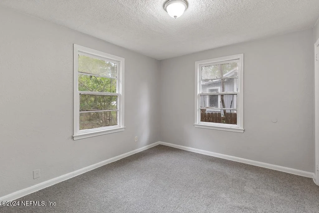 Photo of 3046 BESSENT Road