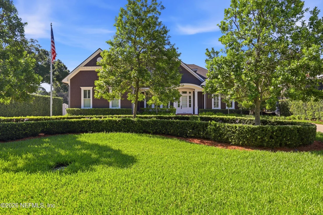 Photo of 1030 MAPLE Lane