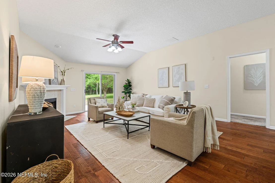Photo of 1224 RIBBON Road