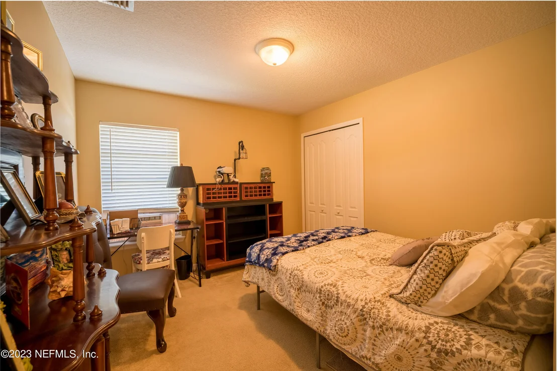 Photo of 933 S FOREST CREEK Drive