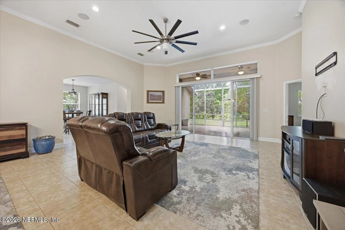 Photo of 2348 LINKS Drive