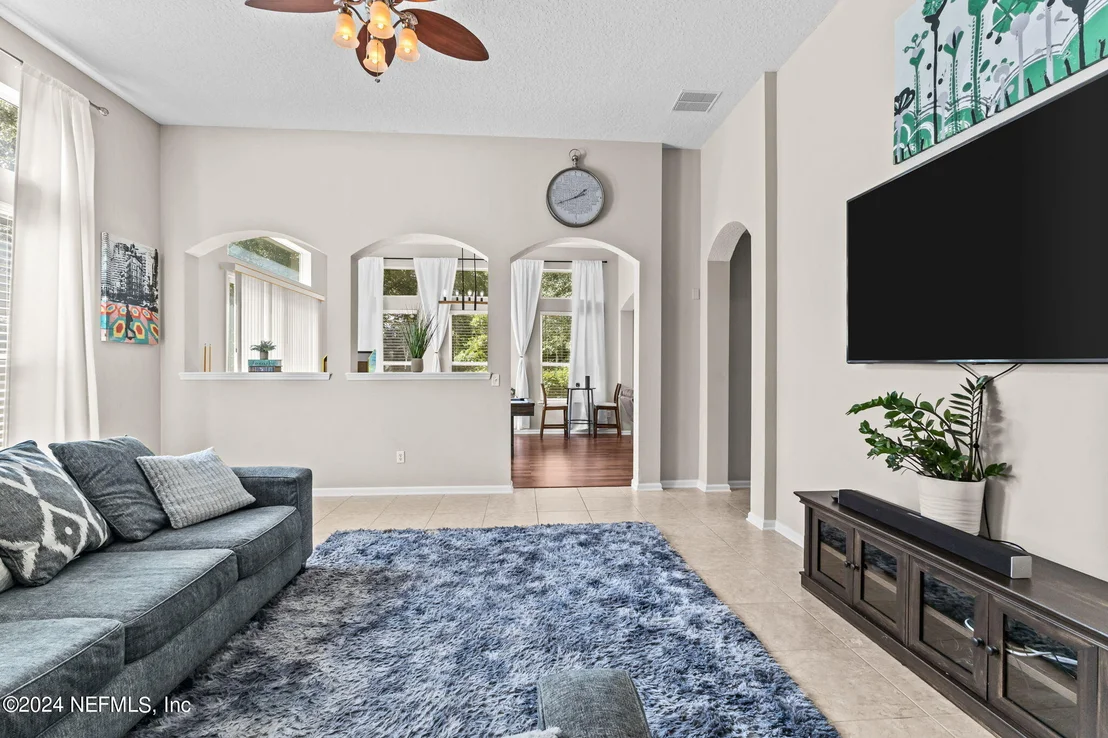 Photo of 6044 WHITE TIP Road