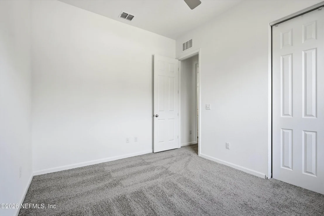 Photo of 863 W 6TH Street