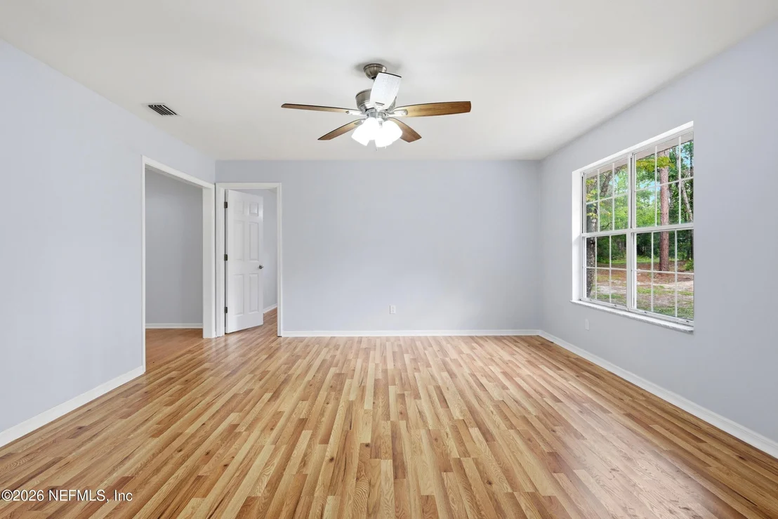 Photo of 1098 46TH Loop