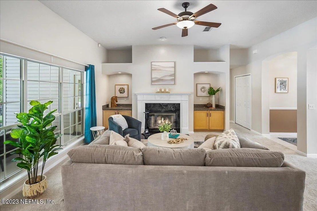 Photo of 2809 SWEETHOLLY Drive