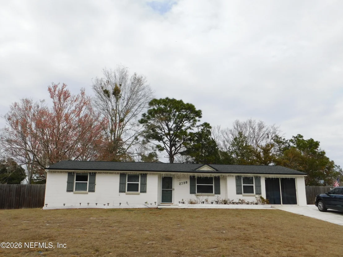 Photo of 2798 COMMANCHE Avenue